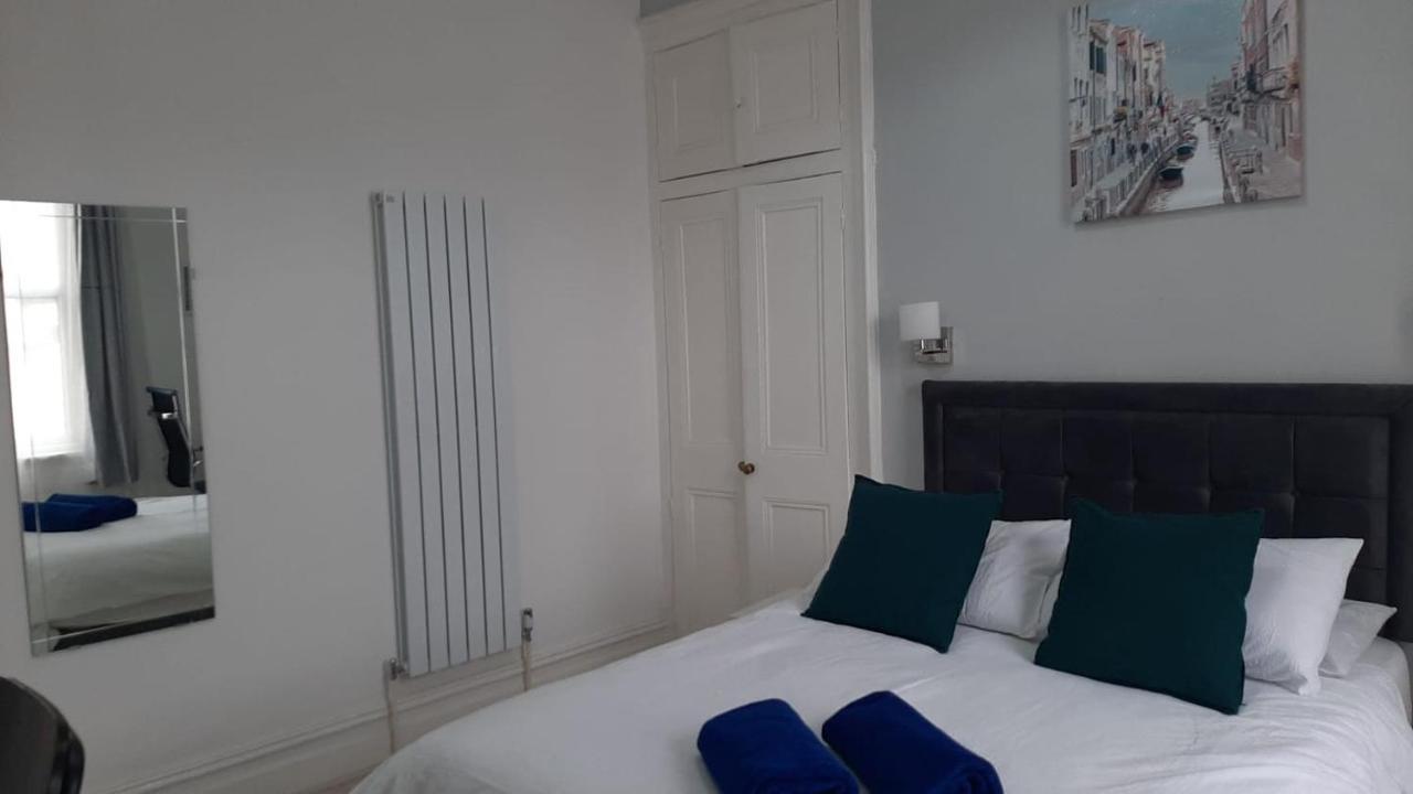 Regency Guesthouse 맨체스터 외부 사진