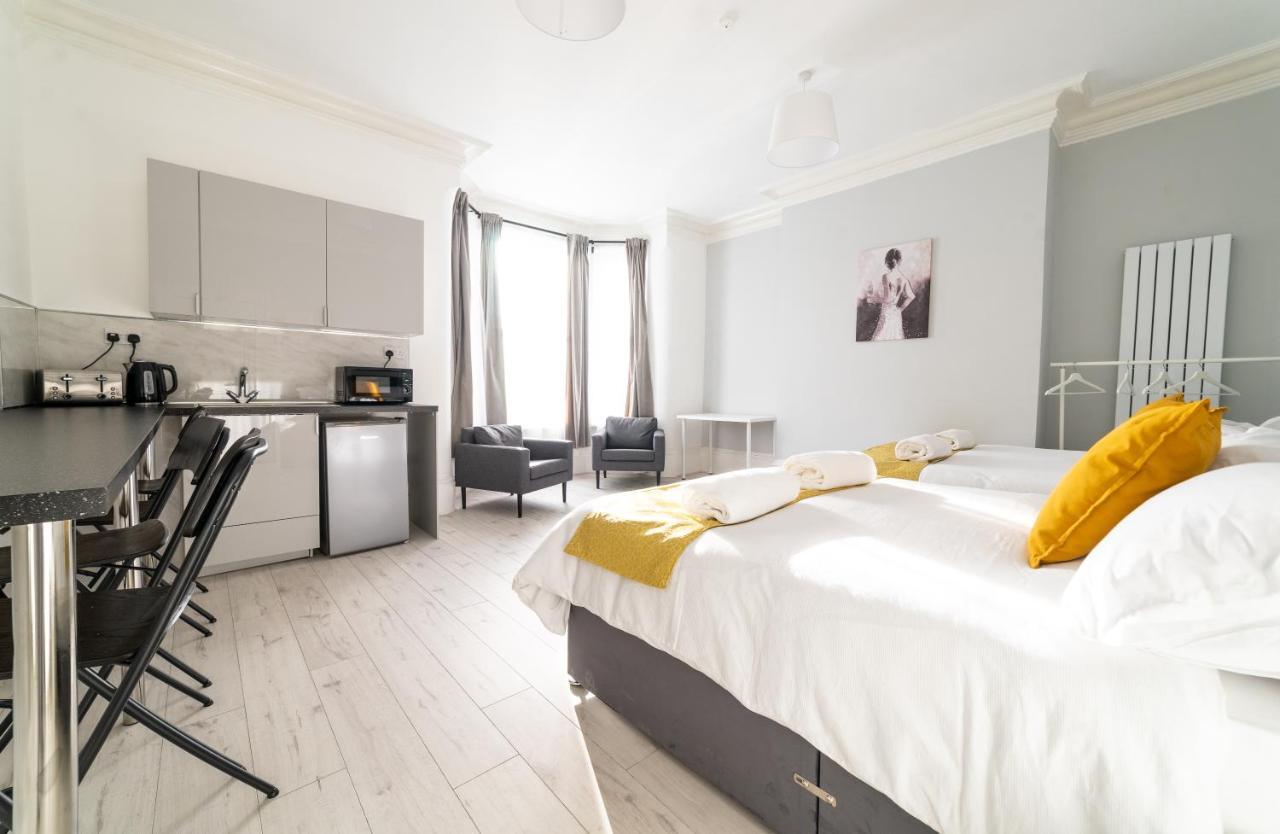 Regency Guesthouse 맨체스터 외부 사진